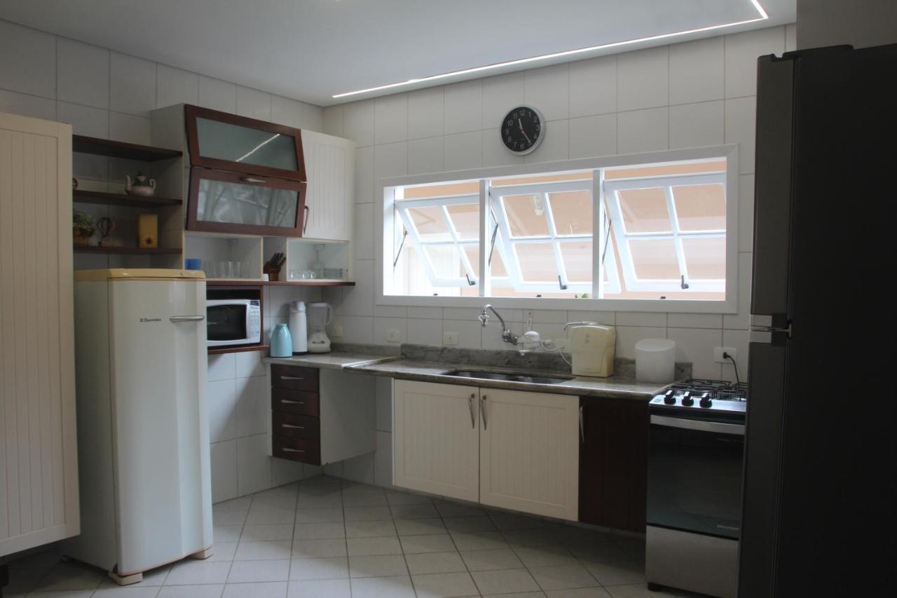 ברטיוגה Casa Em Condominio, Pe Na Areia, Praia Guaratuba מראה חיצוני תמונה