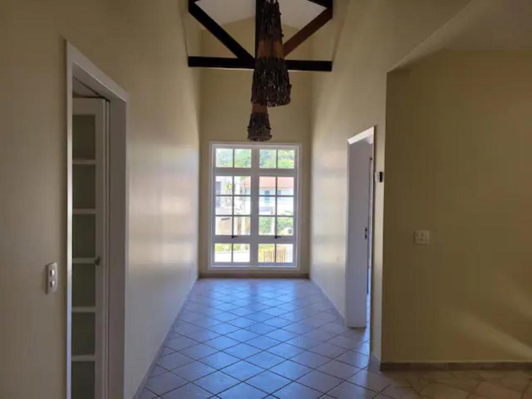 ברטיוגה Casa Em Condominio, Pe Na Areia, Praia Guaratuba מראה חיצוני תמונה
